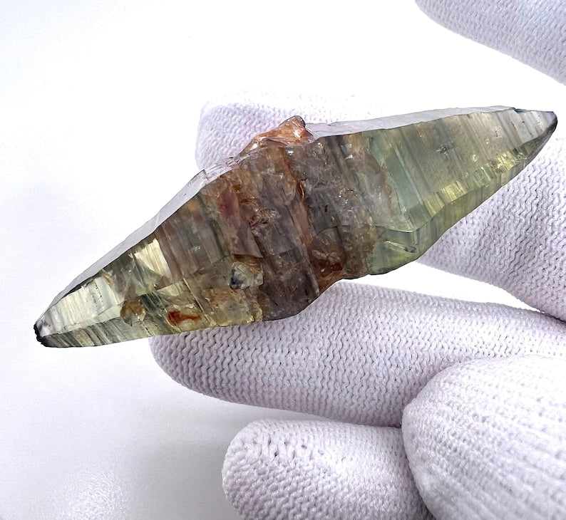 145.57 ct - Extremely Rare Natural Yellow Green Sapphire - Rough - Unheated & No treatments - Origin: Sri Lanka - GFCO Certified